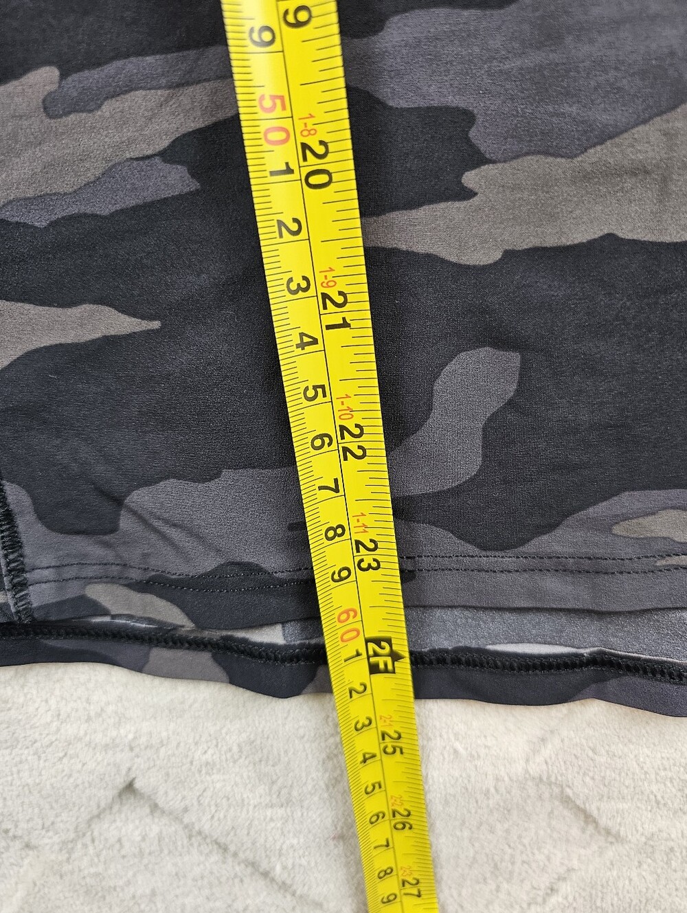 Athleta Camo Racerback Tank Top Womens Small Gym Yoga Run Wear - Picture 6 of 9
